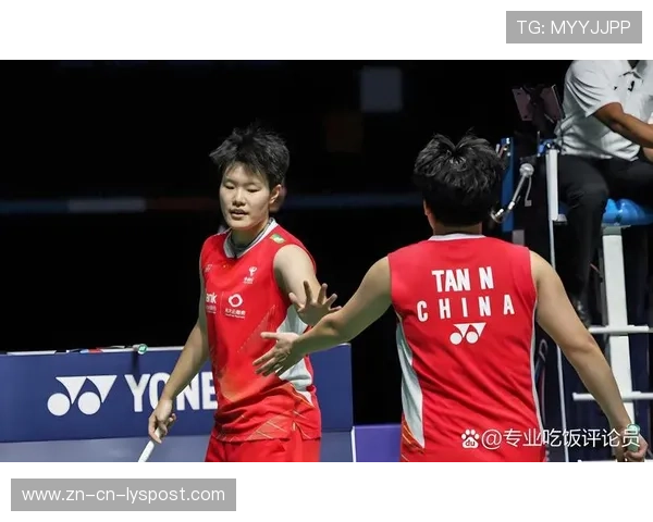 刘圣书女双组合技战术完美,勇攀羽坛新高峰